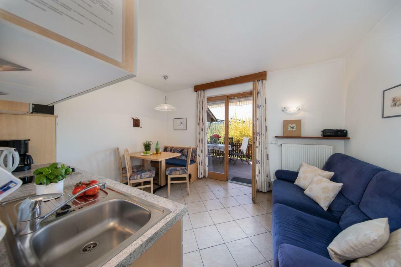 Appartements Weisshauserhof Appiano Sulla Strada Del Vino Esterno foto